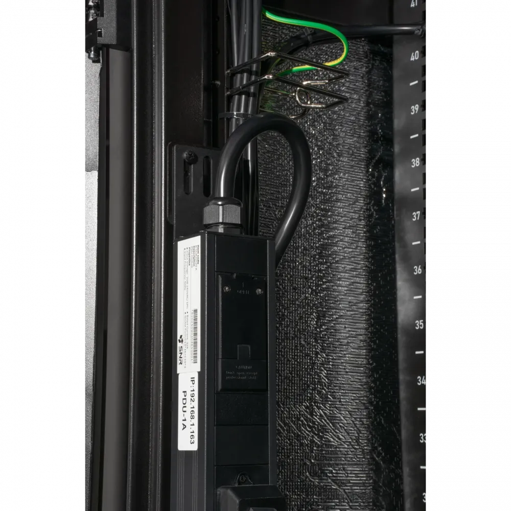 Центр обработки данных модульный SNR ONE (42/20Uх600х1200, Indoor, IP55, IT-5кВт, AC-6кВт)