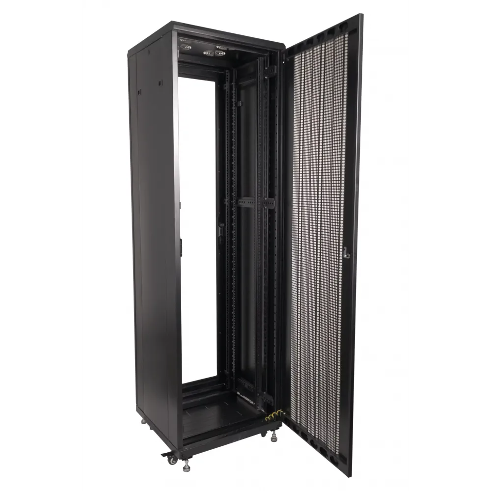 Шкаф напольный 33U 600x800x1600 мм с перфорированной дверью