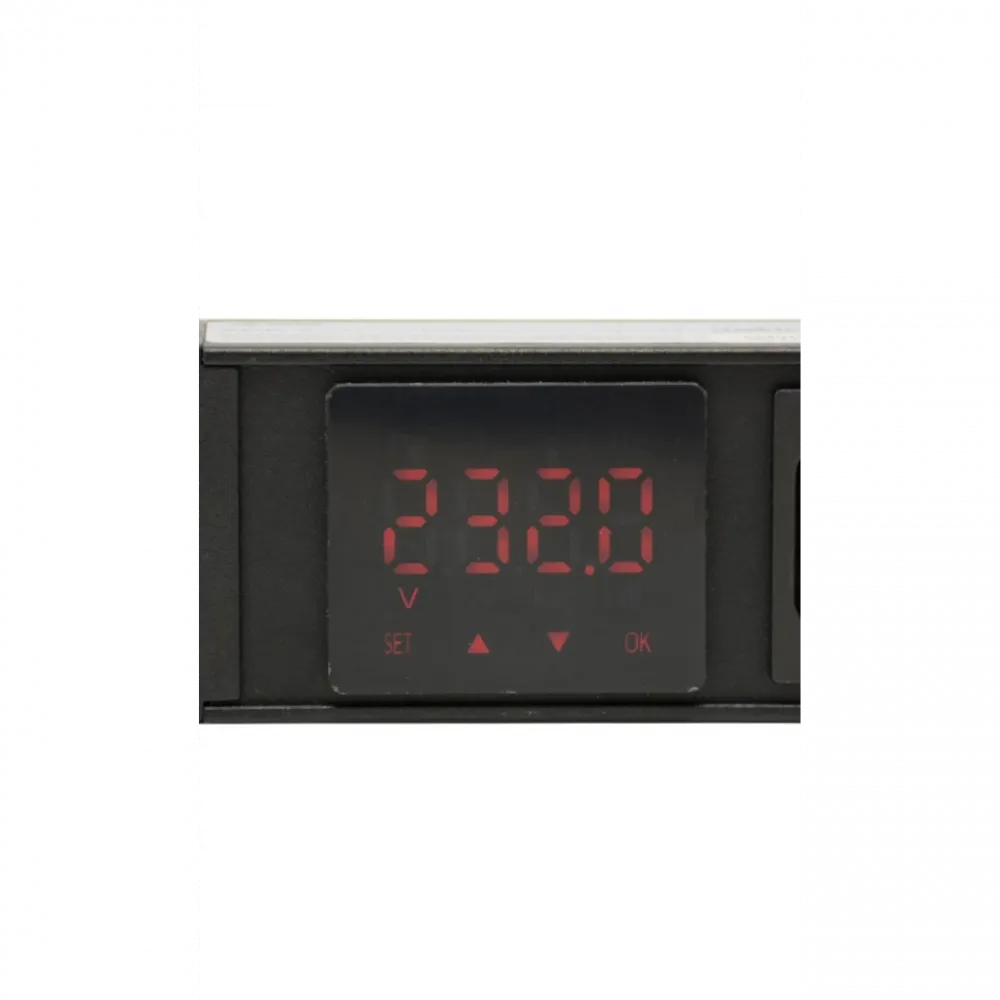Блок розеток SNR-PDU 8xС13/C19 с фиксаторами, 230В 16А